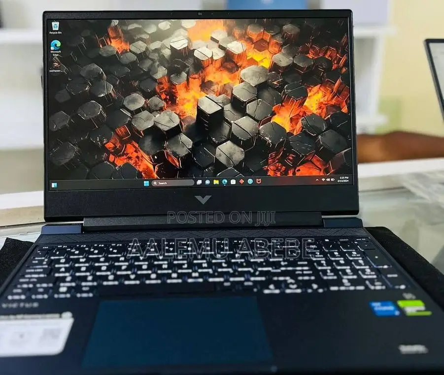 New Laptop HP Victus 16 16GB Intel Core I5 SSD 512GB