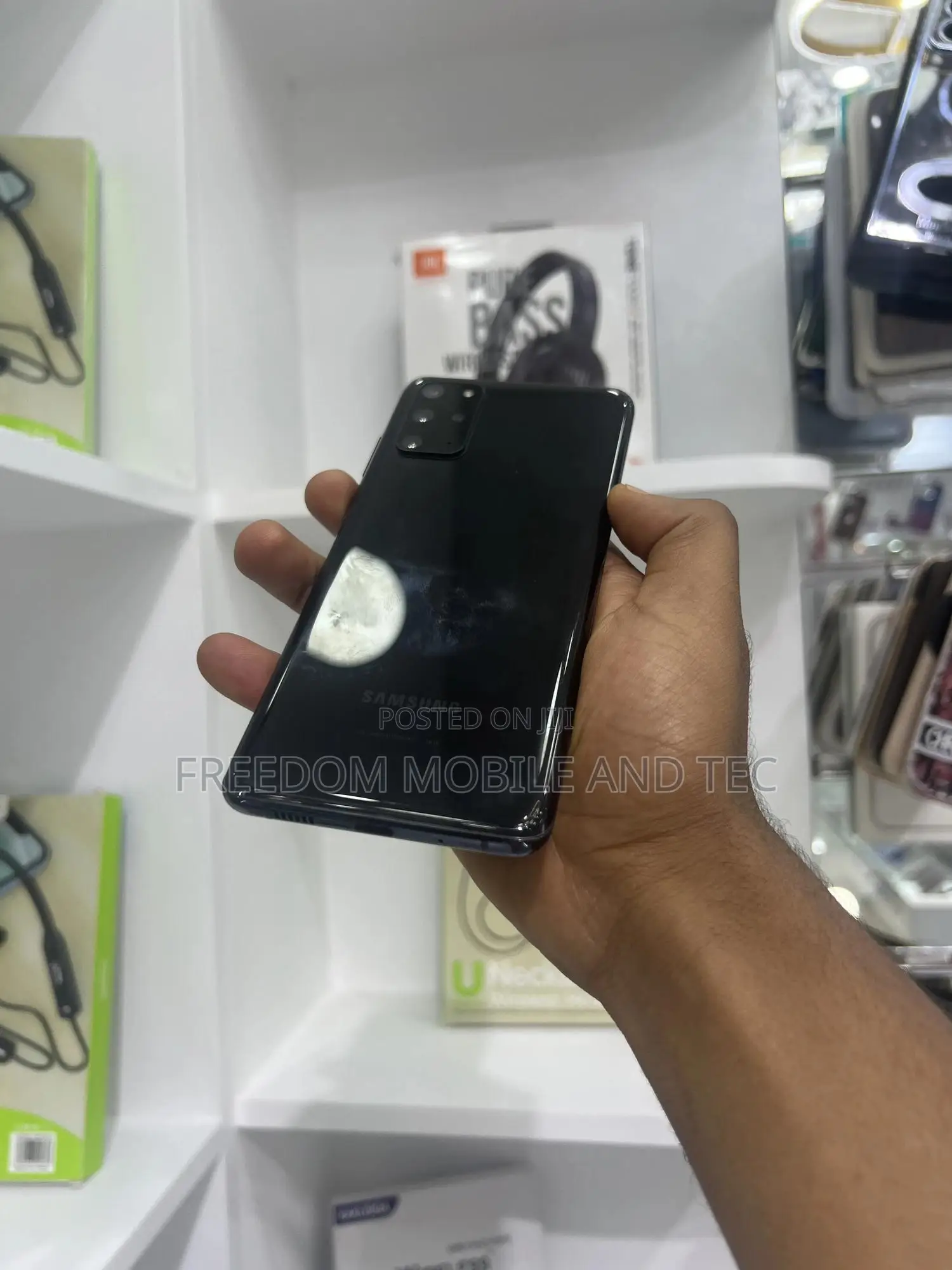 New Samsung Galaxy S20+ 5G 256 GB Black