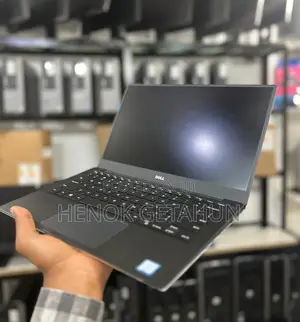 Photo - New Laptop Dell XPS 15 16GB Intel Core I7 SSD 512GB