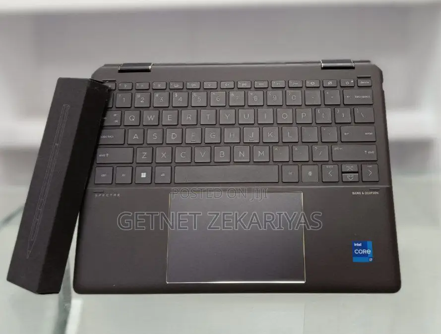 New Laptop HP Spectre 16GB Intel Core I7 SSD 1T