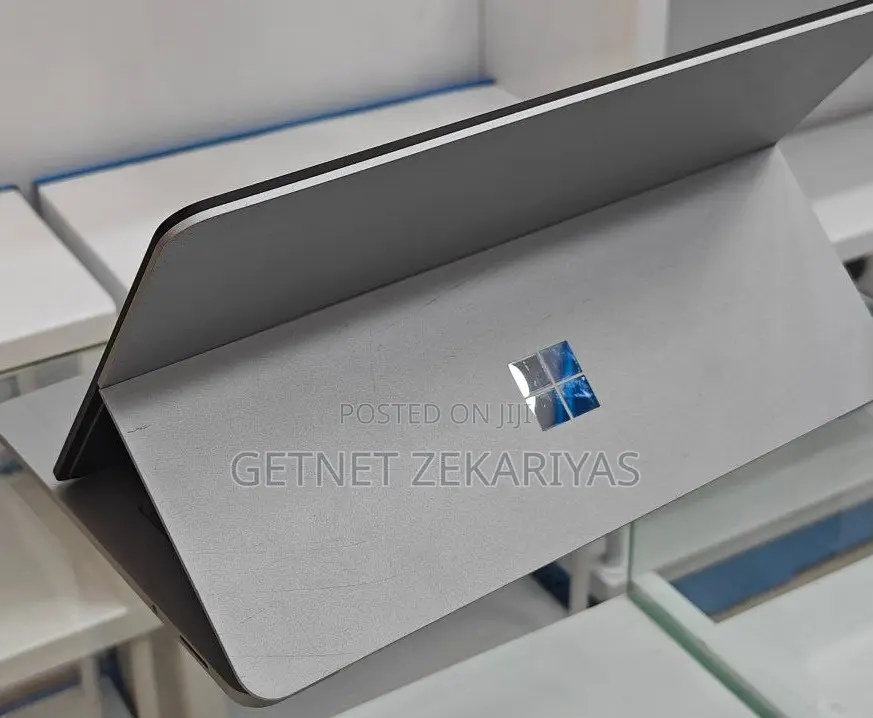 New Laptop Microsoft Surface Pro 9 16GB Intel Core I7 SSD 1T