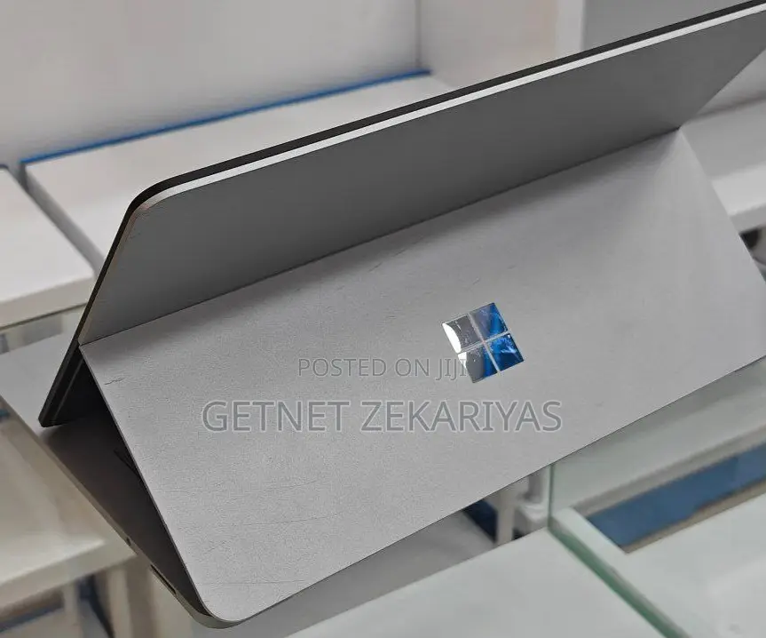 New Laptop Microsoft Surface Pro 9 16GB Intel Core I7 SSD 1T