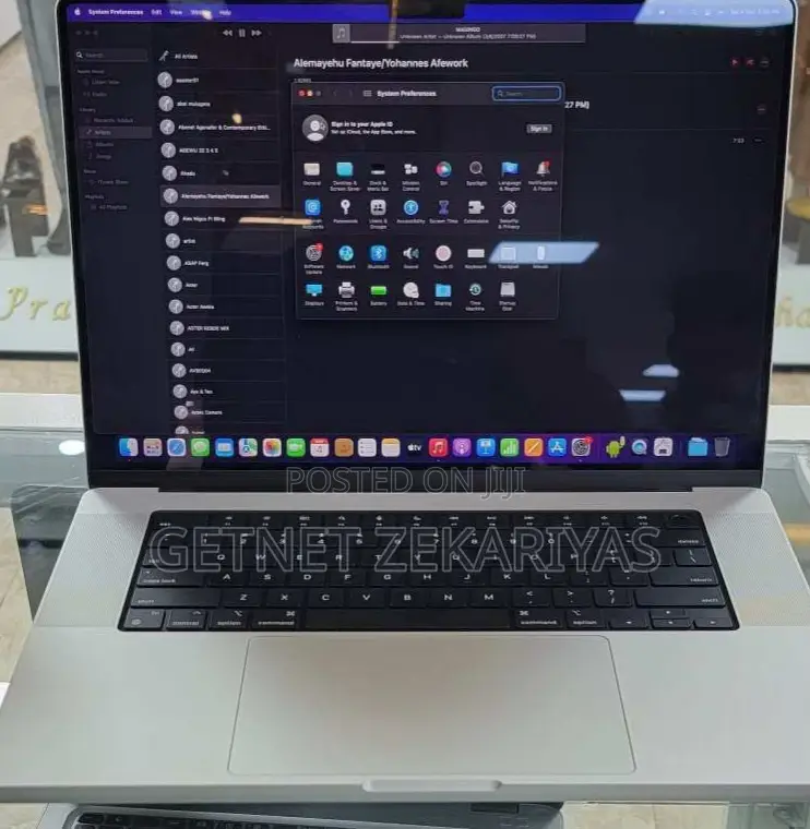 New Laptop Apple MacBook Pro M1 32GB Apple M1 Pro SSD 512GB