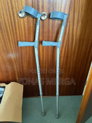 Photo - Surgical Elbow Crutch Men/Women/Old Age People Adjustable