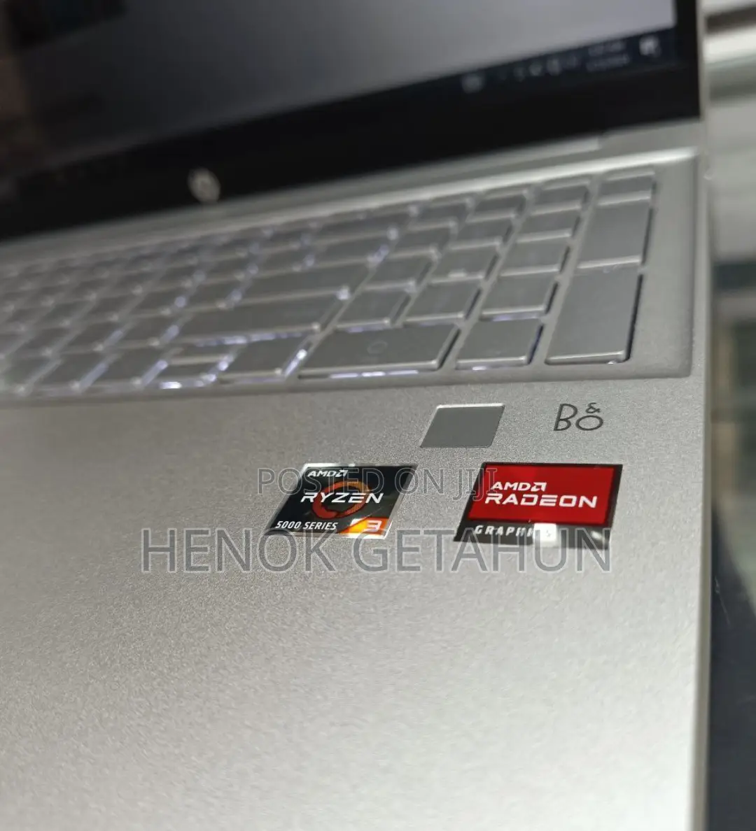 New Laptop HP Pavilion 15 8GB AMD Ryzen 3 SSD 256GB