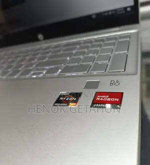 New Laptop HP Pavilion 15 8GB AMD Ryzen 3 SSD 256GB