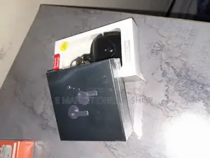 Photo - Apple 3rd Generatiom