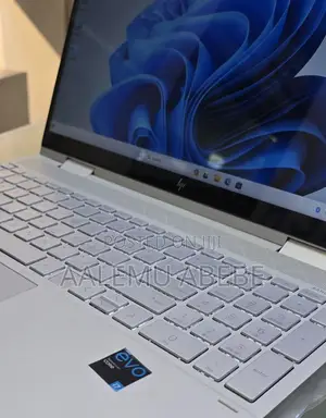 New Laptop HP Envy X360 12GB Intel Core I7 SSD 512GB