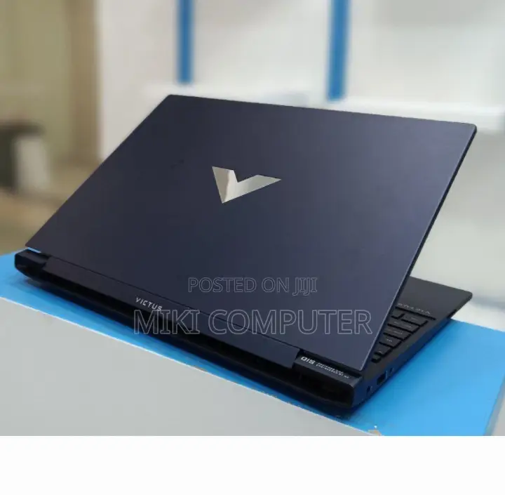 New Laptop HP 14S 8GB Intel Core I5 SSD 512GB