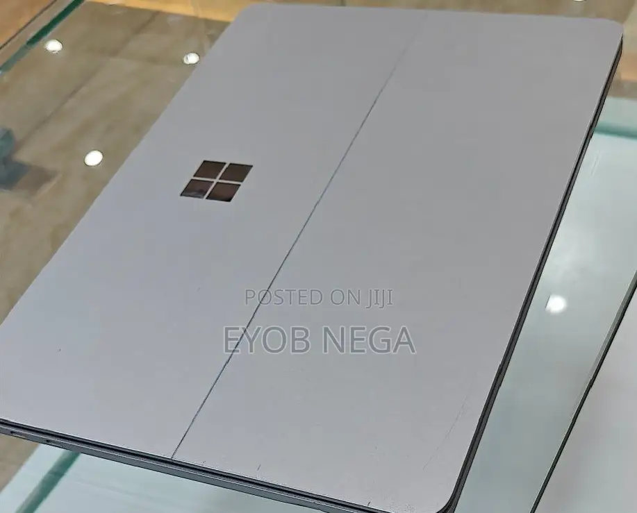 New Laptop Microsoft Surface 16GB Intel Core I7 SSD 1T