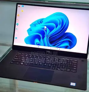 New Laptop Dell XPS 15 16GB Intel Core I7 SSD 512GB