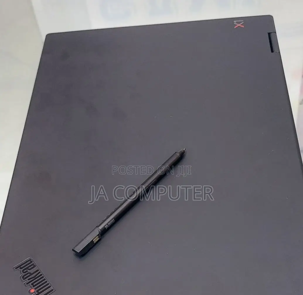 New Laptop Lenovo ThinkPad Yoga 370 8GB Intel Core I7 SSD 512GB