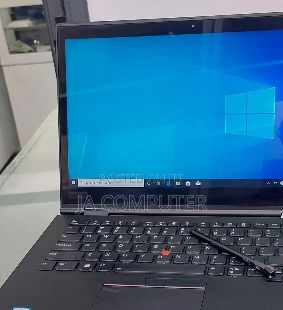 New Laptop Lenovo ThinkPad Yoga 370 8GB Intel Core I7 SSD 512GB