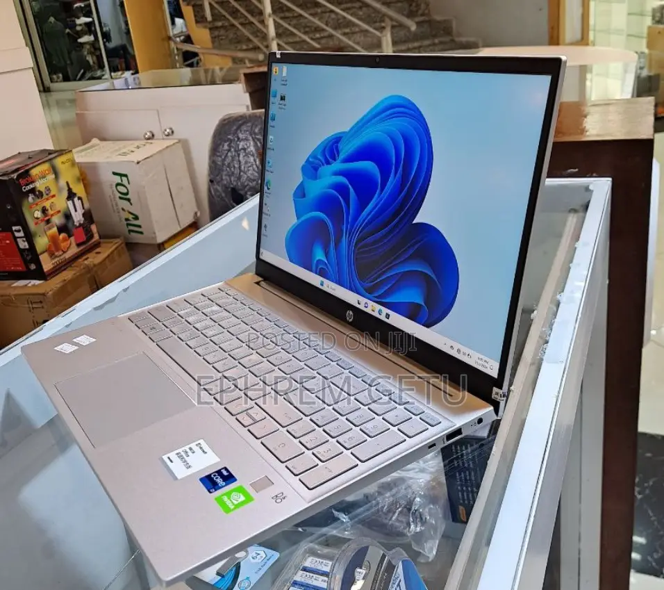 New Laptop HP Pavilion 15 16GB Intel Core I7 SSD 512GB