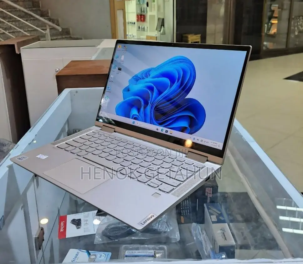 New Laptop Lenovo Yoga C740 8GB Intel Core I5 SSD 512GB