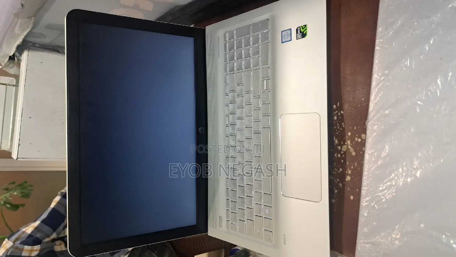 New Laptop HP Envy 15 8GB Intel Core I5 HDD+SSD 1T