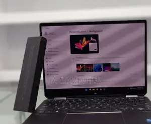 Photo - New Laptop HP Spectre 13 16GB Intel Core I7 SSD 1T