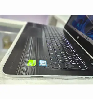 New Laptop HP Pavilion 15 8GB Intel Core I5 SSD 512GB