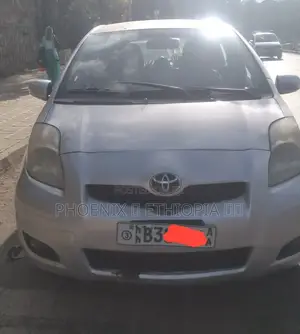 Toyota Yaris 2009 Silver