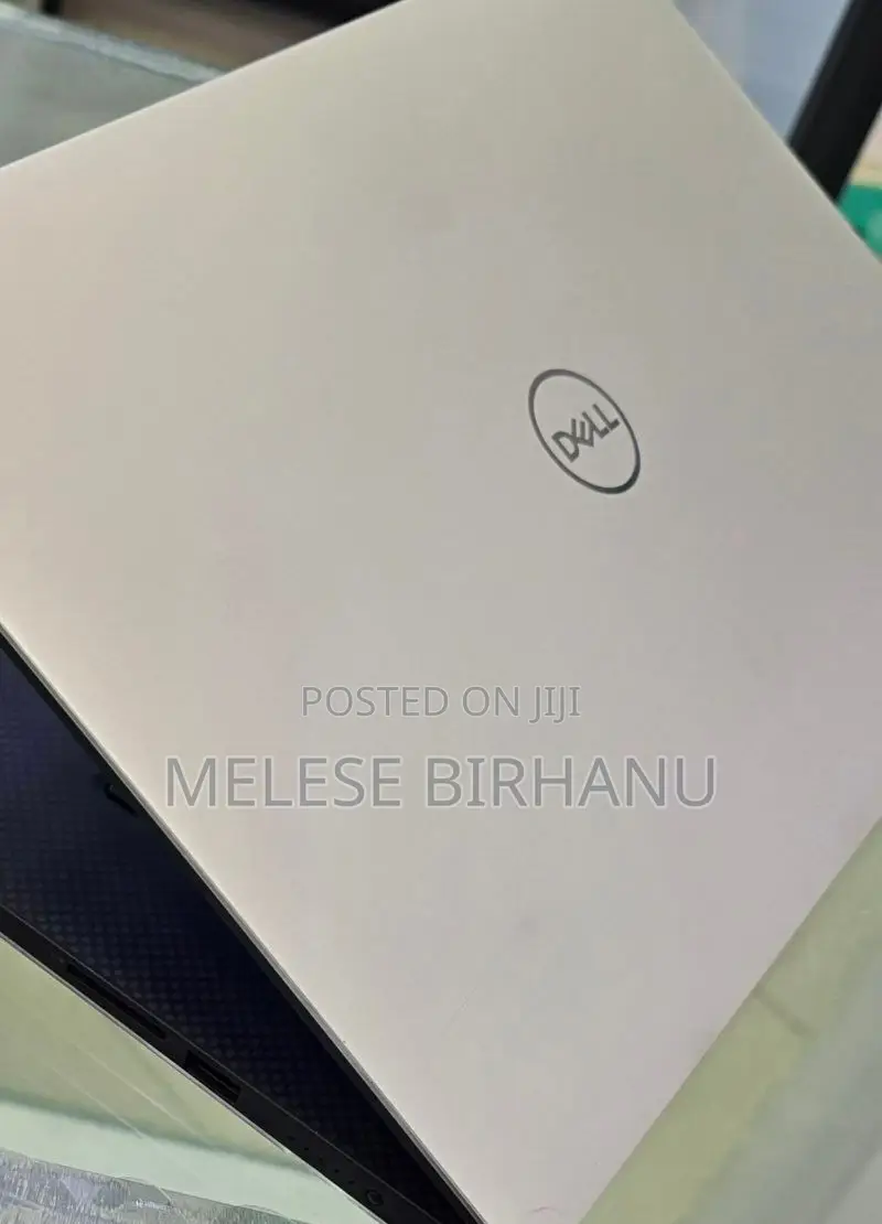 New Laptop Dell XPS 15 16GB Intel Core I9 SSD 512GB