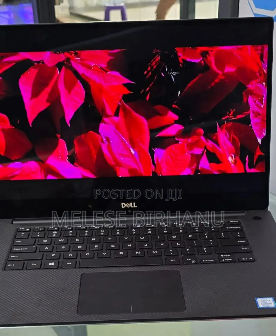 New Laptop Dell XPS 15 16GB Intel Core I9 SSD 512GB