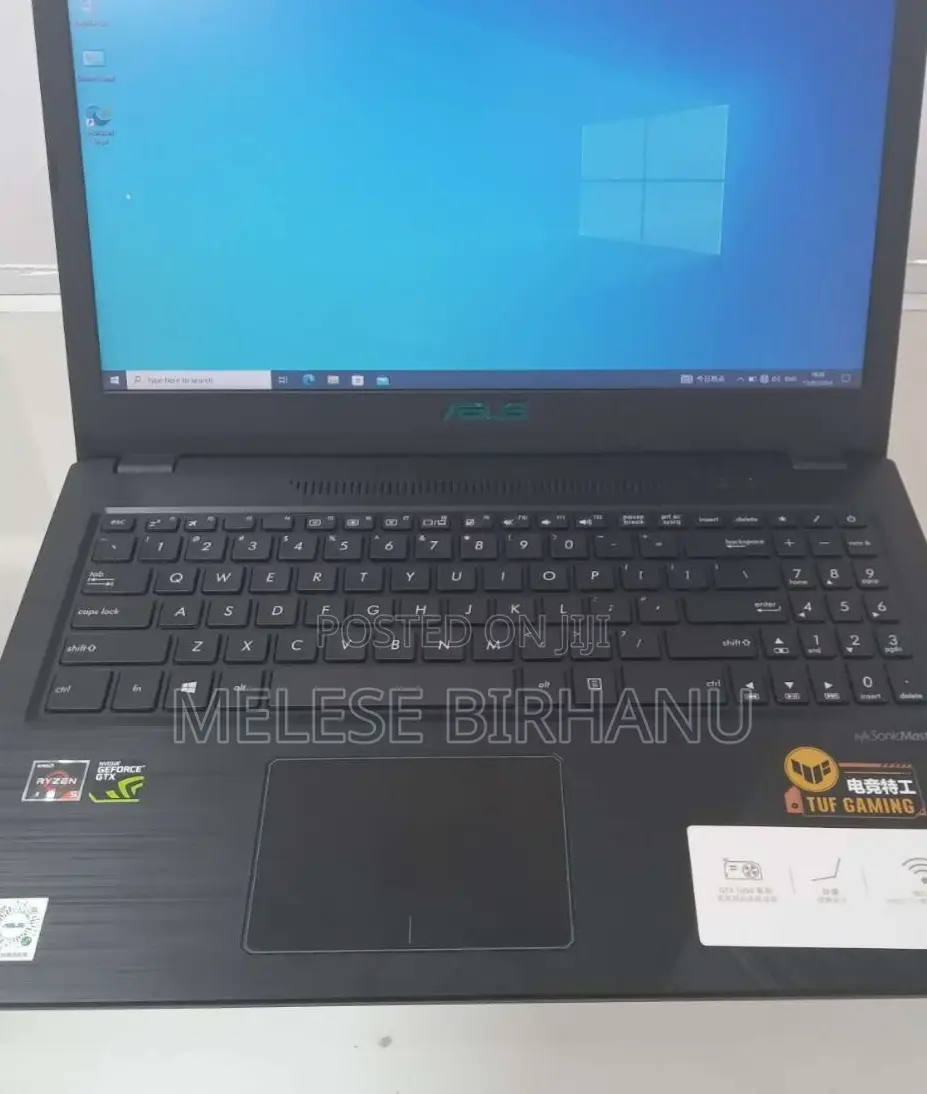 New Laptop Asus 8GB AMD Ryzen 5 SSD 256GB