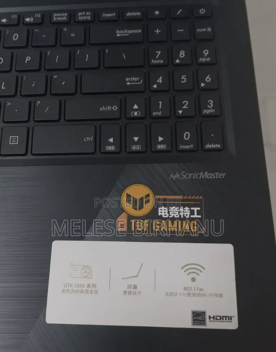 New Laptop Asus 8GB AMD Ryzen 5 SSD 256GB