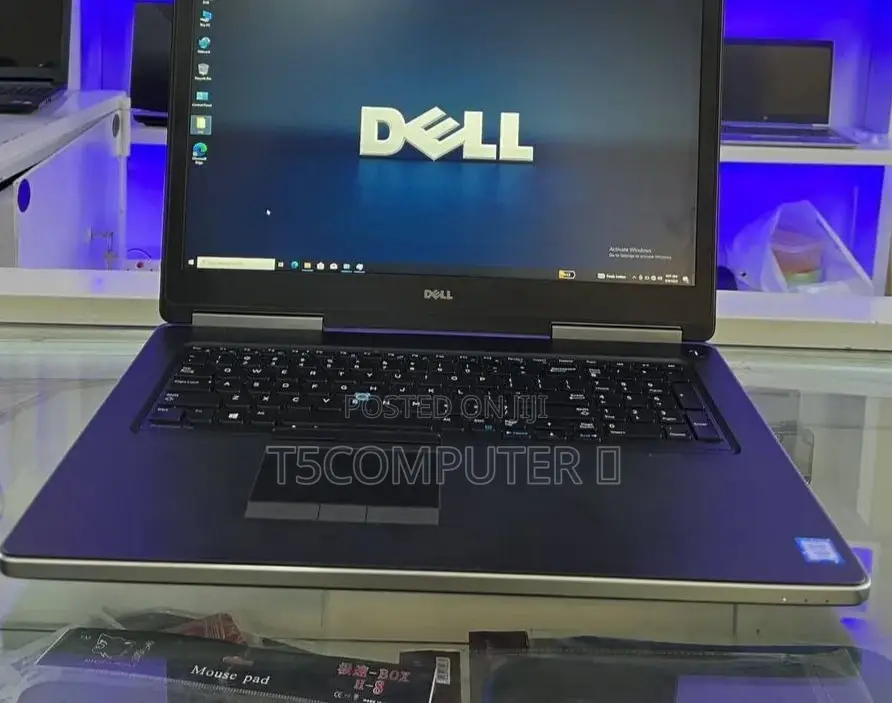 New Laptop Dell Precision 7720 32GB Intel Core I7 SSD 512GB