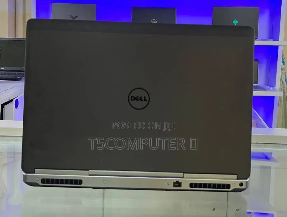 New Laptop Dell Precision 7720 32GB Intel Core I7 SSD 512GB