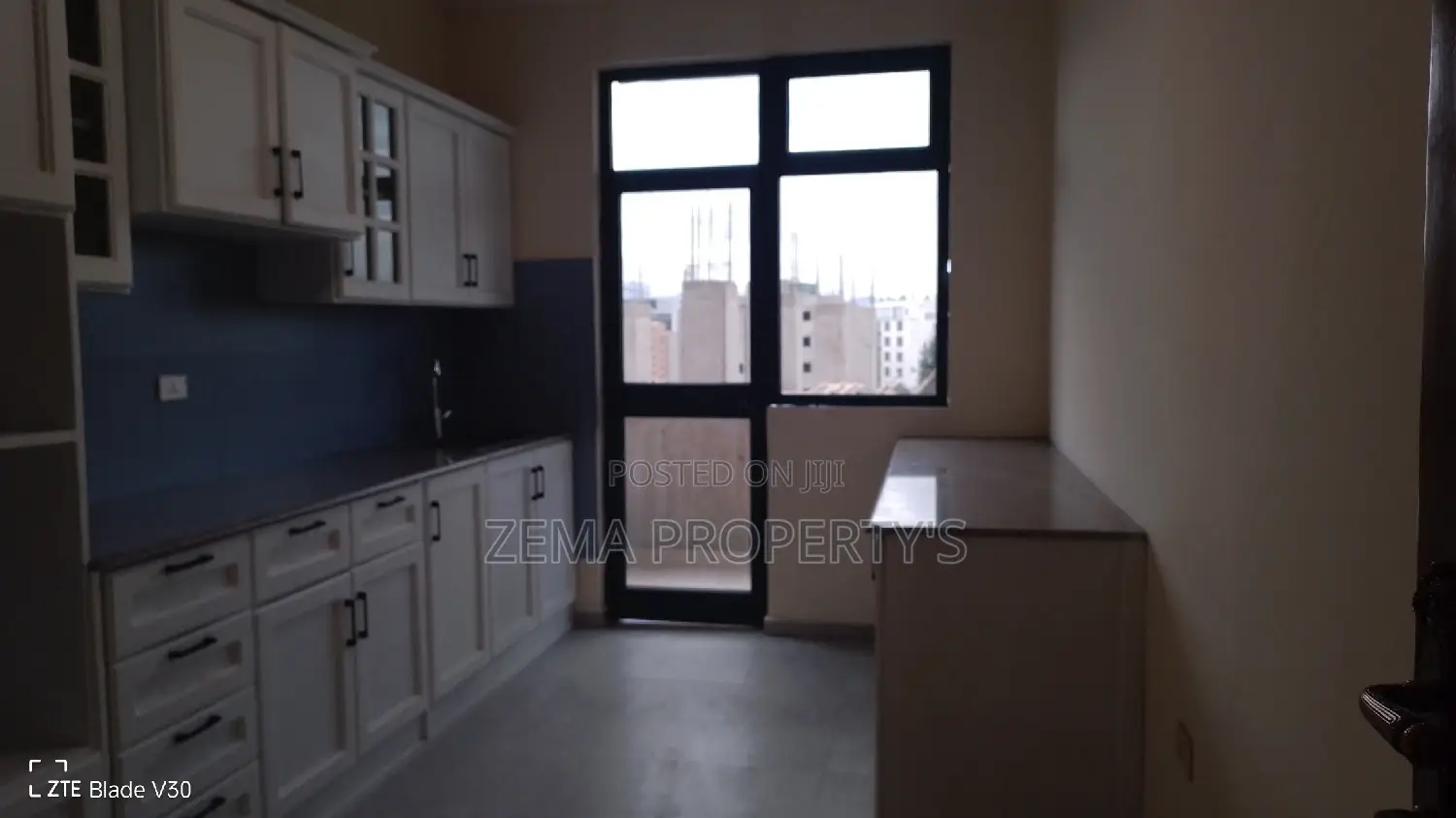 3bdrm Apartment in Zema, Bole for rent