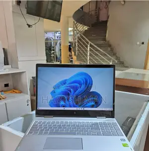 New Laptop HP Envy X360 8GB Intel Core I5 SSD 512GB