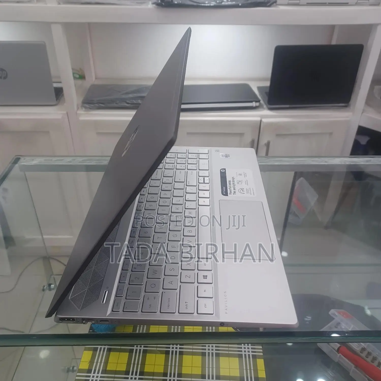 New Laptop HP Pavilion 15 8GB Intel Core i5 SSD 512GB