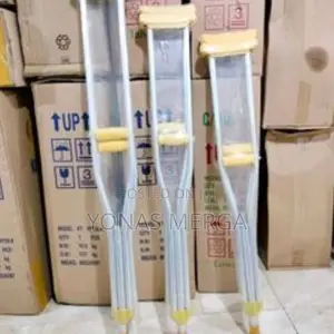 Photo - 1 Pair Medical Crutches Aluminum Height Underarm Crutches