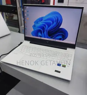 New Laptop HP Victus 15 16GB Intel Core I7 SSD 512GB