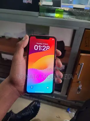 Apple iPhone XR 128 GB Red