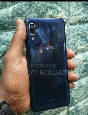 Samsung Galaxy A20 32 GB