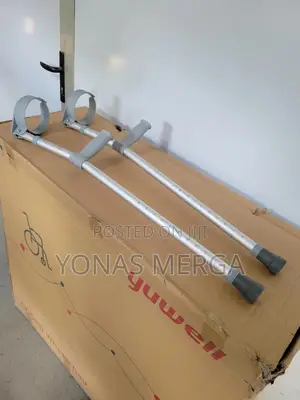 Photo - Arm Crutches Underarm Walking Stick Walker Double Crutches