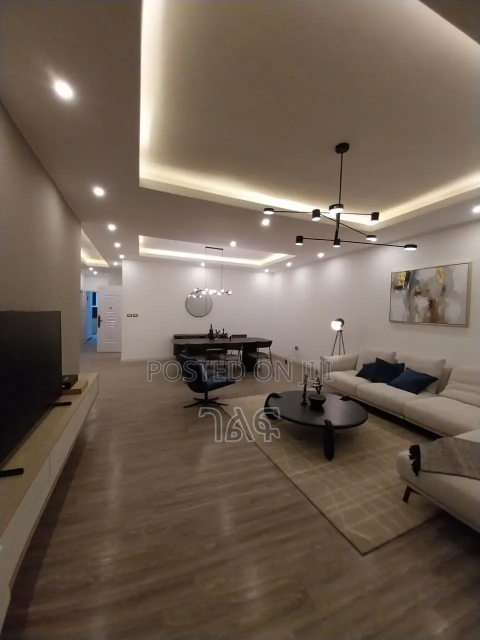 3bdrm Apartment in ቦሌ 24 ቅንጡ አፓርትመንት, Bole for sale