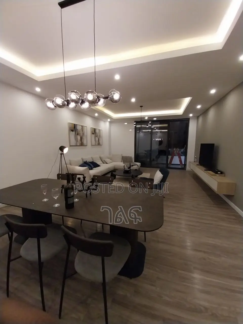 3bdrm Apartment in ቦሌ 24 ቅንጡ አፓርትመንት, Bole for sale