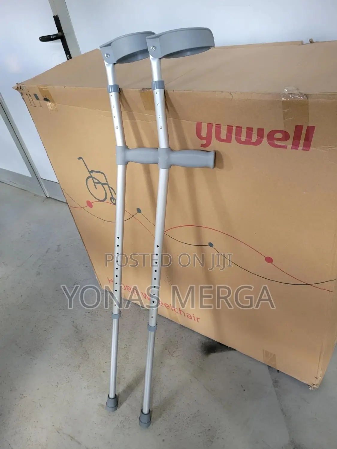 Aluminum Forearm Crutches, Adult, Cuff Size 4", Pack of 2