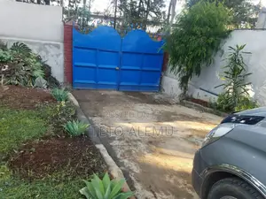 የሚሸጥ ብታ ኮተቤ ብርታብርት ጀርባ