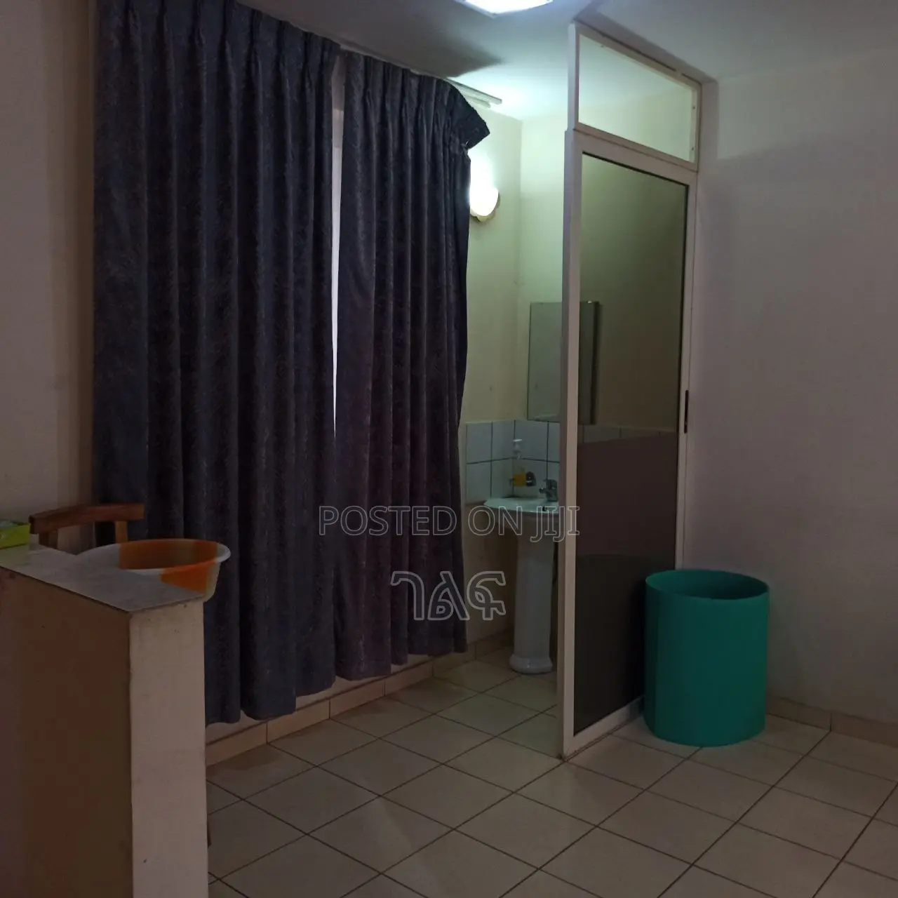 4bdrm House in ሳሚት 72 ሰፈር 72 ካሬ G+2, Bole for sale