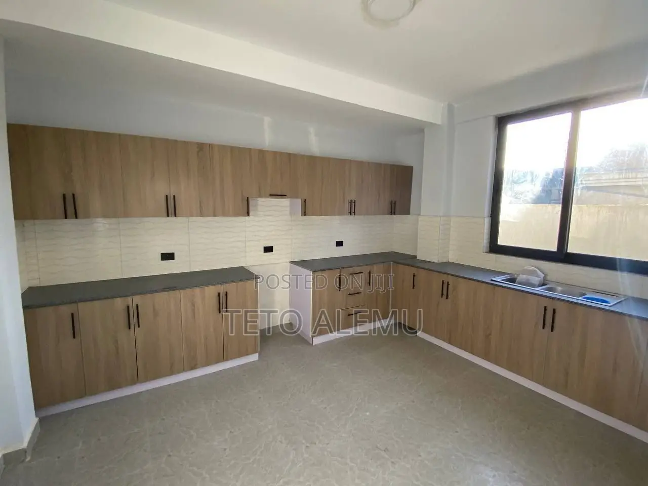 4bdrm House in የሚሸጥ ቤት አያት, Yeka for sale