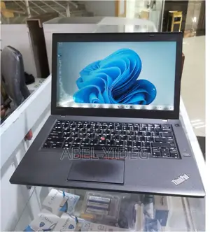Photo - New Laptop Lenovo ThinkPad T460 8GB Intel Core I7 SSD 256GB