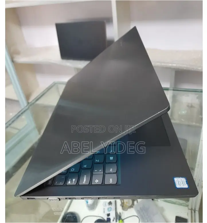 New Laptop Lenovo Ideapad 3 8GB Intel Core I7 HDD 1T