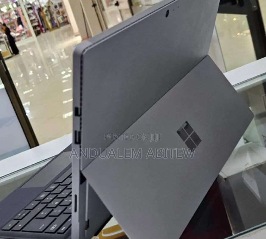 New Laptop Microsoft Surface Pro 4 8GB Intel Core I5 SSD 256GB