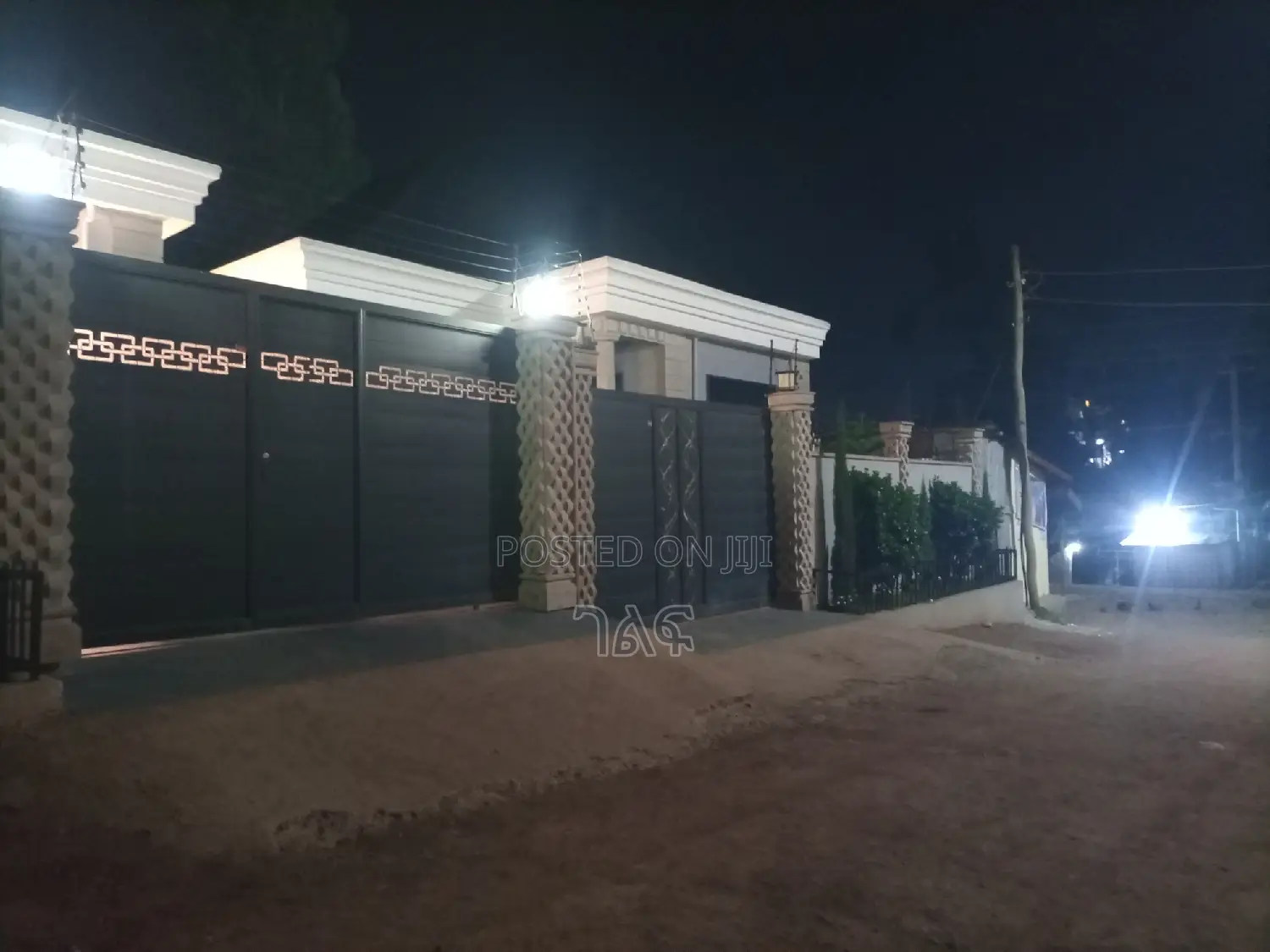 3bdrm Villa in ፊጋ 160 ካሬ ቪላ ኮምፓውንድ, Bole for sale