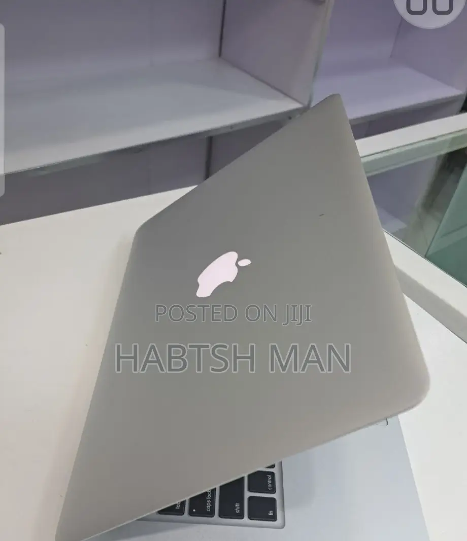 New Laptop Apple MacBook Air 2017 8GB Intel Core I5 SSD 256GB