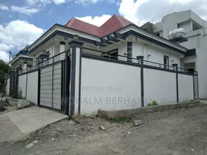 3bdrm Villa in Bole for sale