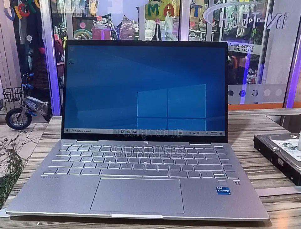 New Laptop HP Pavilion 15 8GB Intel Core I5 SSD 512GB